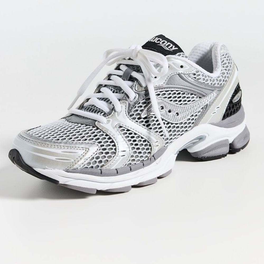 Progrid Triumph 4 Unisex Sneakers
